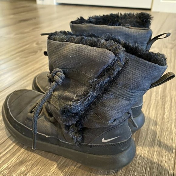 Add on +20🩷/Nike kids winner boots : size 3Y - Picture 2 of 5